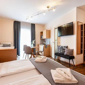 Guest house Gaestehaus Zehmerhof Bei Erding, Walpertskirchen